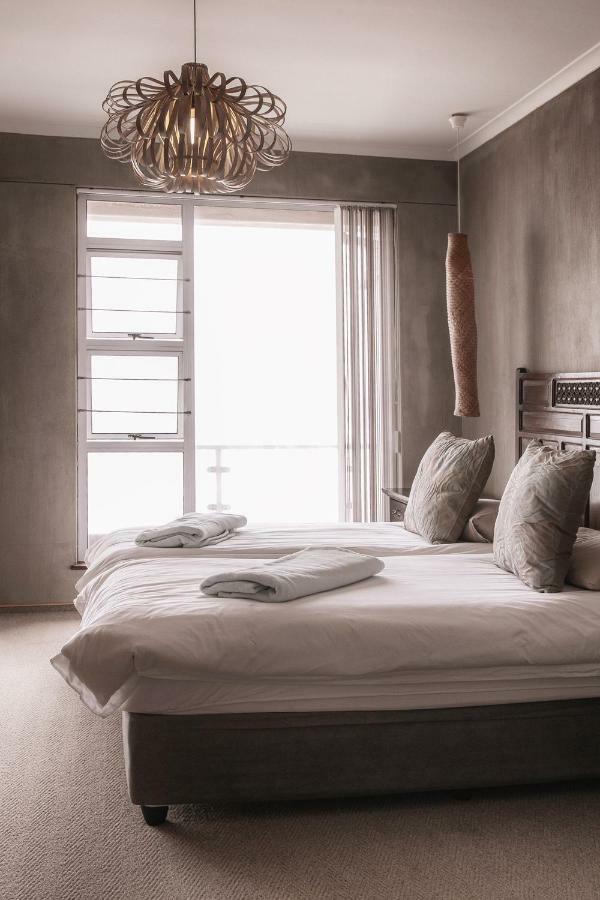 Blue Pearl - Situated Right On The Beach Swakopmund Εξωτερικό φωτογραφία